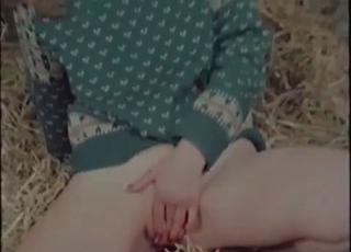 Old farm fucking session in HD